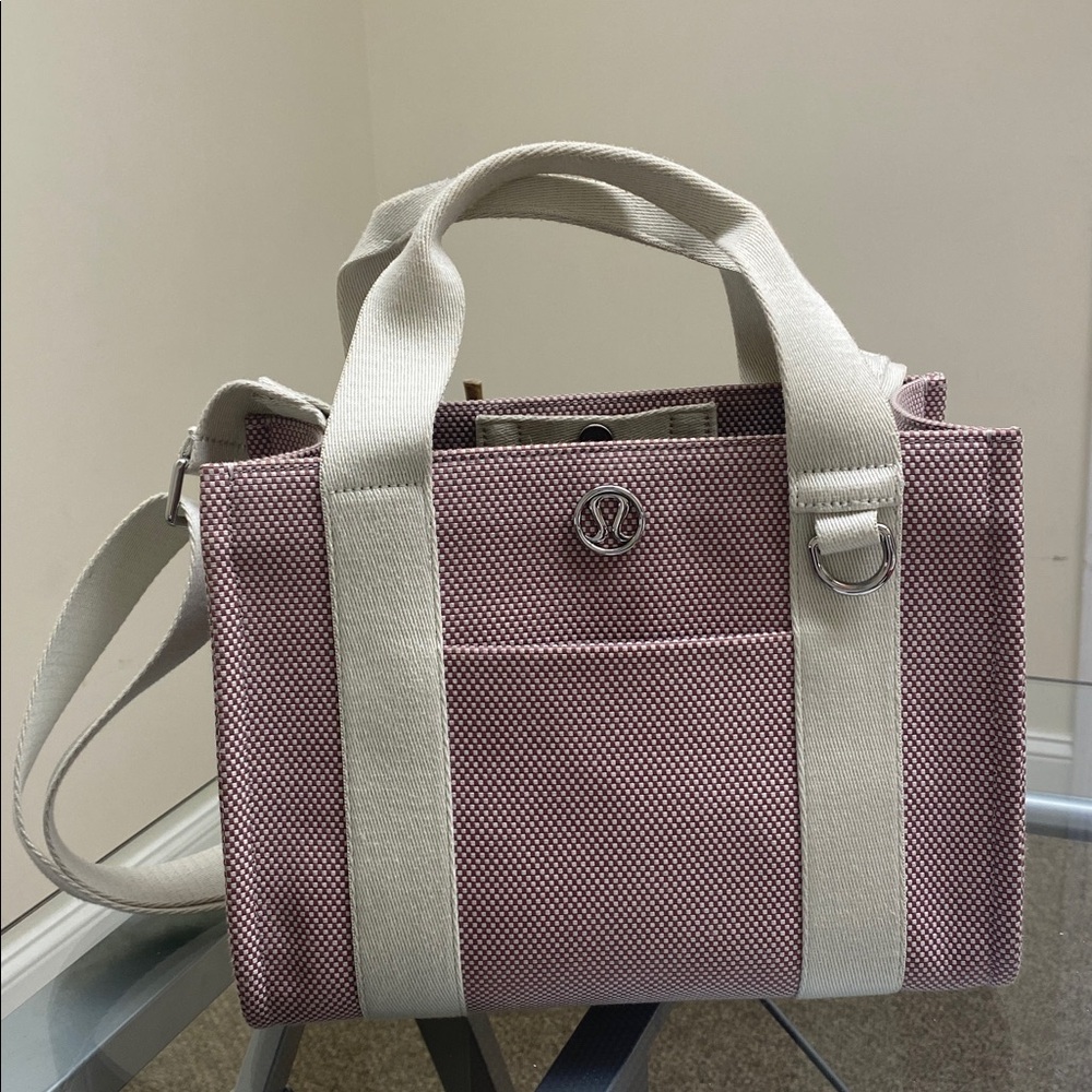 Canvas tote